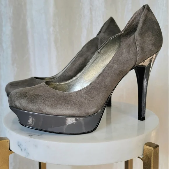 Guess Brand Women's Platform Pumps Round Toe High Heeled Shoes - Taupe - Size 8M - Picture 7 of 16
